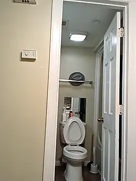 geilerschwanz64 online show from January 5, 2025, 4:48 pm