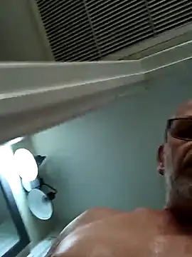 geilerschwanz64 online show from January 12, 2025, 3:57 pm