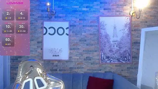 Kitty fox b online show from February 18, 2025, 1:11 pm