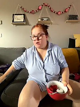 Tallulah-mae-xoxox online show from September 11, 2025, 9:20 am