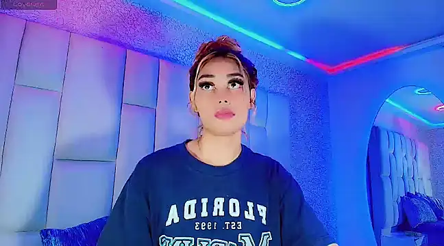 Hallyhott online show from March 10, 2025, 10:59 am