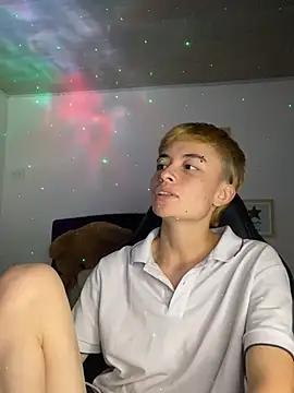 nico 18x online show from February 9, 2025, 11:04 pm