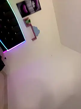 nico 18x online show from November 24, 2025, 2:17 pm