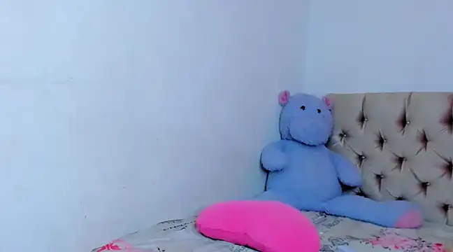 StassieBell online show from January 8, 2025, 5:37 pm