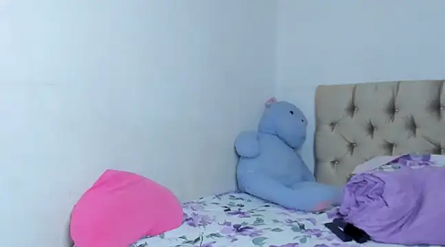 StassieBell online show from January 22, 2025, 9:46 am