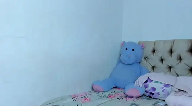 StassieBell online show from February 2, 2025, 6:58 am