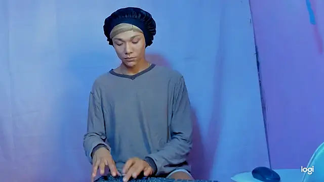 StassieBell online show from April 24, 2026, 9:23 am