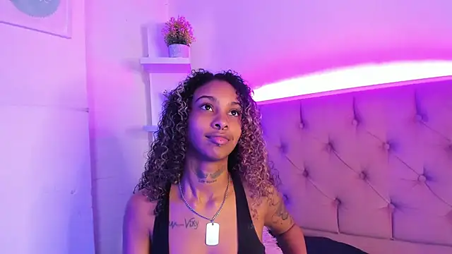 Triipsy online show from March 6, 2025, 10:36 pm