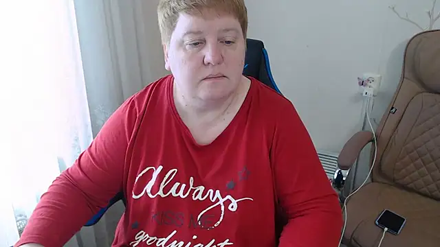 Snapshot of Limonka-Fire chatting on May 13, 2026, 7:06 am Limonka-Fire online show from May 13, 2026, 7:06 am