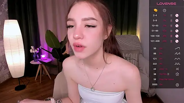 MilliBrown  online show from February 11, 2025, 12:05 pm