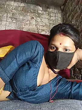 Hoty girl 143 online show from June 27, 2026, 2:49 am