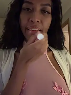 IamCrystal2 online show from December 23, 2024, 8:03 pm