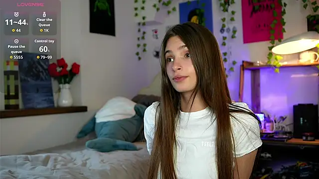 EvaLung777 online show from March 7, 2026, 8:22 am