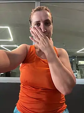 Bia sexynovaes online show from May 28, 2026, 7:00 pm
