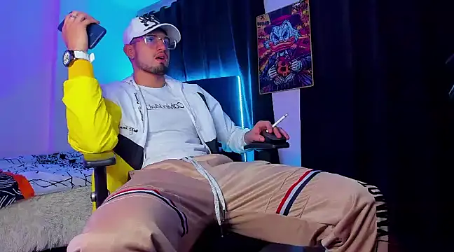 Giomar Reyes online show from January 12, 2025, 4:00 am