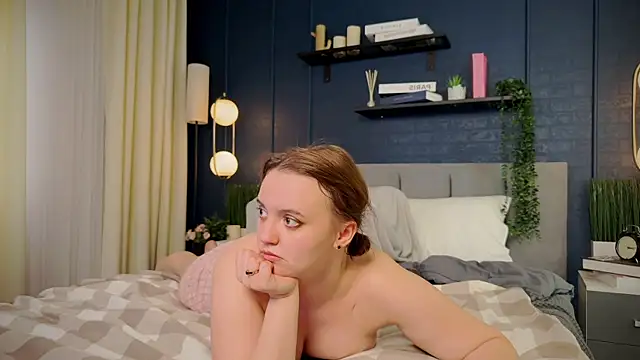 Lella Ryann  online show from January 19, 2025, 3:50 am