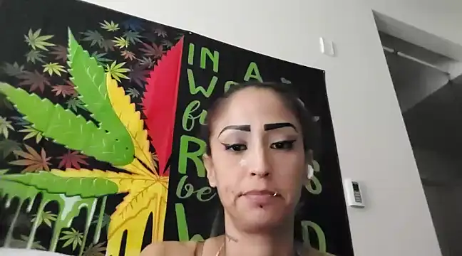 SexiiiMexiii online show from January 22, 2025, 7:24 pm