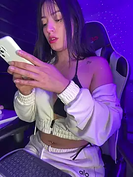 missycanoo online show from February 21, 2025, 2:39 am