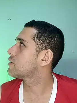 CRISTHIAN GREY01 online show from December 3, 2024, 6:04 am