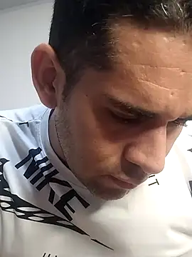 CRISTHIAN GREY01 online show from February 7, 2025, 5:41 am