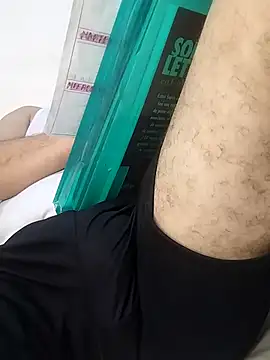 CRISTHIAN GREY01 online show from February 27, 2025, 5:24 am