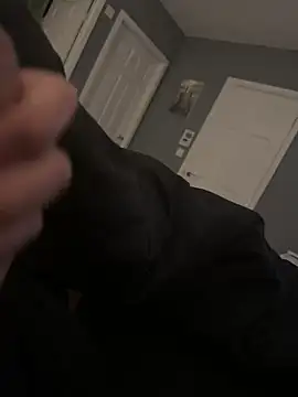 JoshTrainer online show from January 2, 2025, 11:16 pm