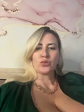 LanaShockk online show from July 22, 2026, 10:01 pm