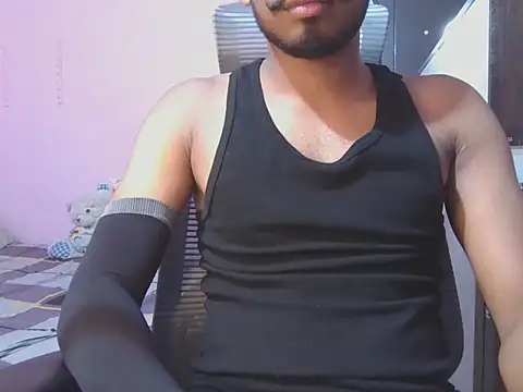 KissesBoyAD online show from September 26, 2025, 3:27 pm