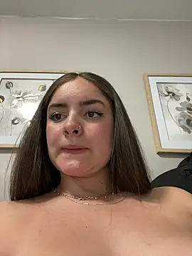 imlindapink online show from January 24, 2025, 10:19 pm