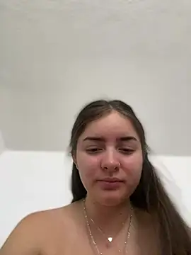 imlindapink online show from January 28, 2025, 4:52 pm