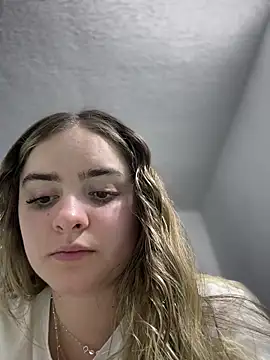 imlindapink online show from September 26, 2025, 1:53 am