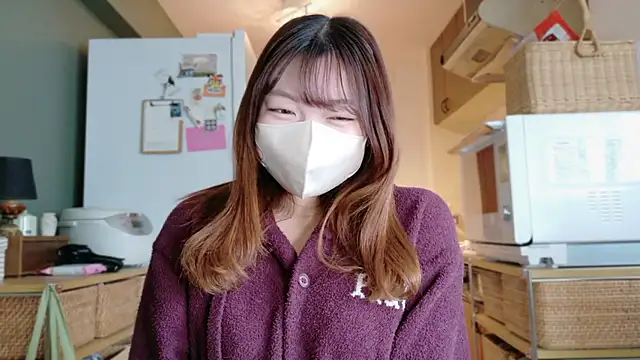  Yui  online show from October 24, 2025, 3:25 am