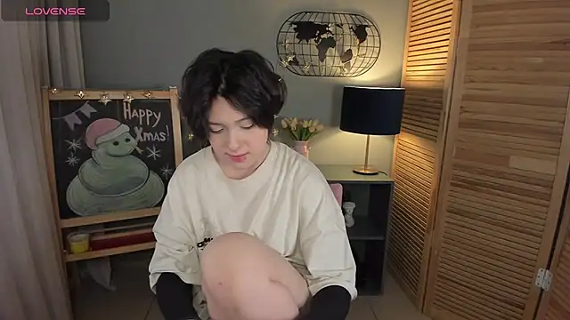 fiamoory online show from February 5, 2025, 1:26 am