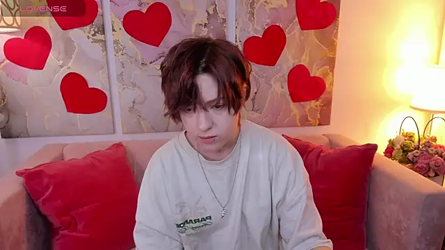 fiamoory online show from February 18, 2025, 1:21 am