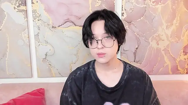 fiamoory online show from September 9, 2025, 1:05 am