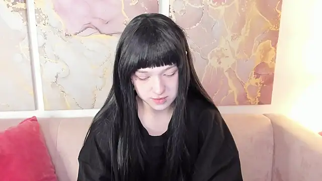 fiamoory online show from October 5, 2025, 1:37 am