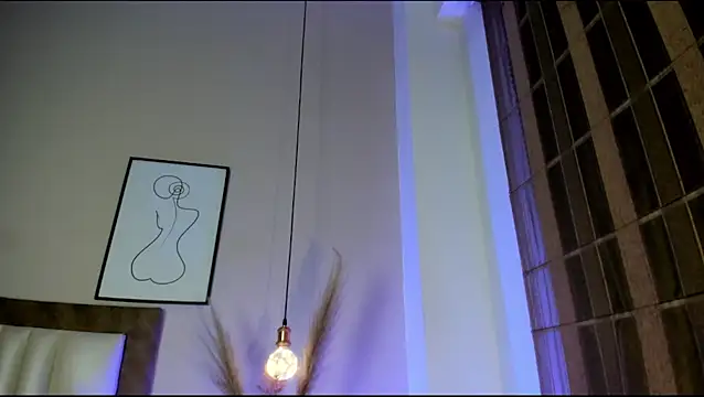 Snapshot of LaraGoldd chatting on March 2, 2026, 4:36 pm LaraGoldd online show from March 2, 2026, 4:36 pm