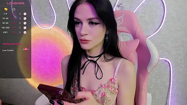 Molly Crystall online show from July 25, 2026, 3:37 am