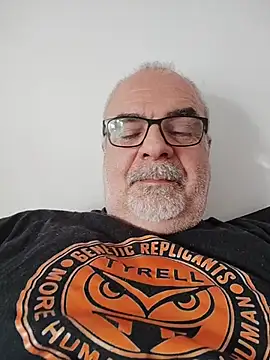 Satiro Sevilla online show from April 20, 2026, 8:06 am