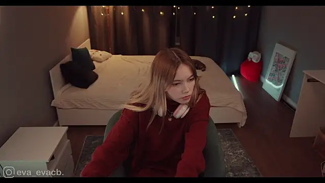 norakisses online show from January 27, 2025, 8:07 pm