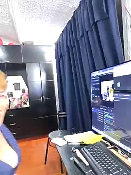 Snapshot of Angelina_Stone_65 chatting on May 12, 2026, 11:57 pm Angelina Stone 65 online show from May 12, 2026, 11:57 pm