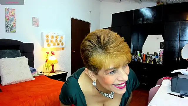 Snapshot of Angelina_Stone_65 chatting on July 24, 2026, 2:31 am Angelina Stone 65 online show from July 24, 2026, 2:31 am