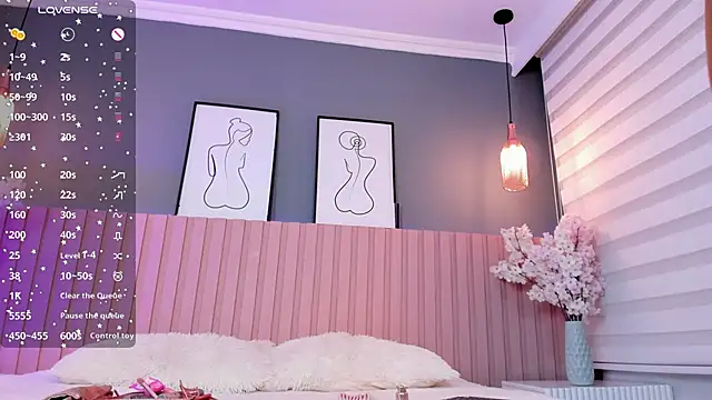 babee sophie online show from October 14, 2025, 3:51 am