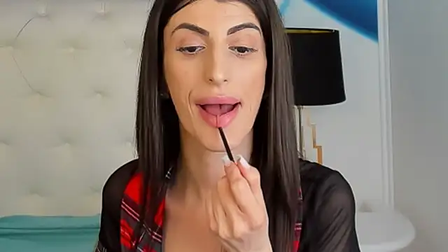 SkinnyDolly online show from March 8, 2025, 1:17 am