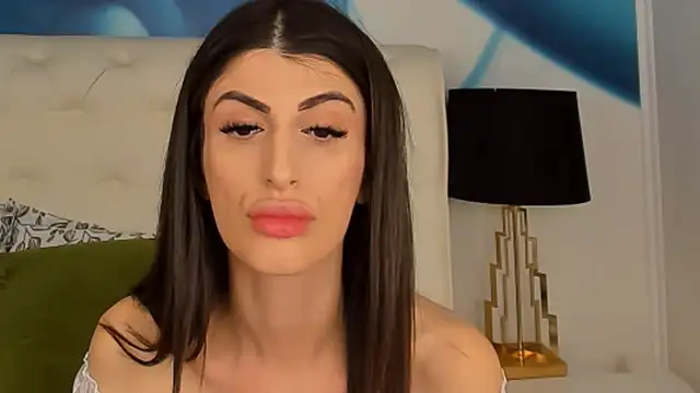 SkinnyDolly online show from March 14, 2025, 10:05 pm