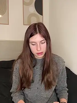 emma05 online show from January 28, 2025, 8:14 am