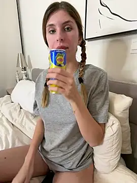 emma05 online show from March 11, 2026, 7:20 pm