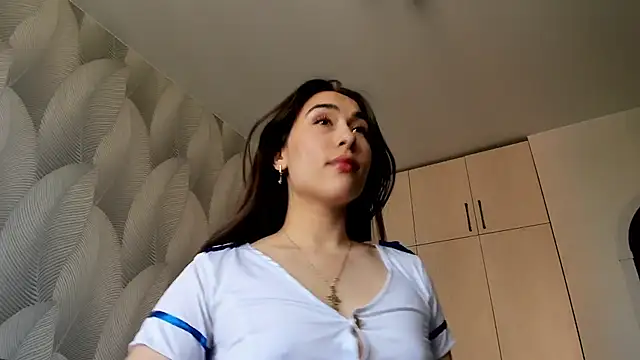 Snapshot of Bambiii_bby chatting on June 16, 2026, 8:50 am Bambiii bby online show from June 16, 2026, 8:50 am