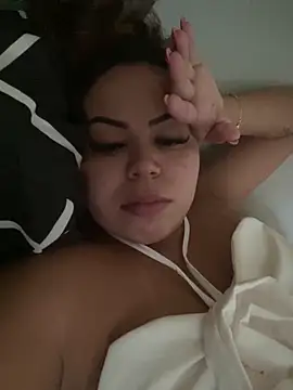 lariic online show from February 7, 2025, 4:03 pm