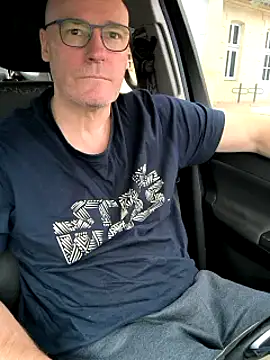 bogland33 online show from March 13, 2025, 1:18 pm